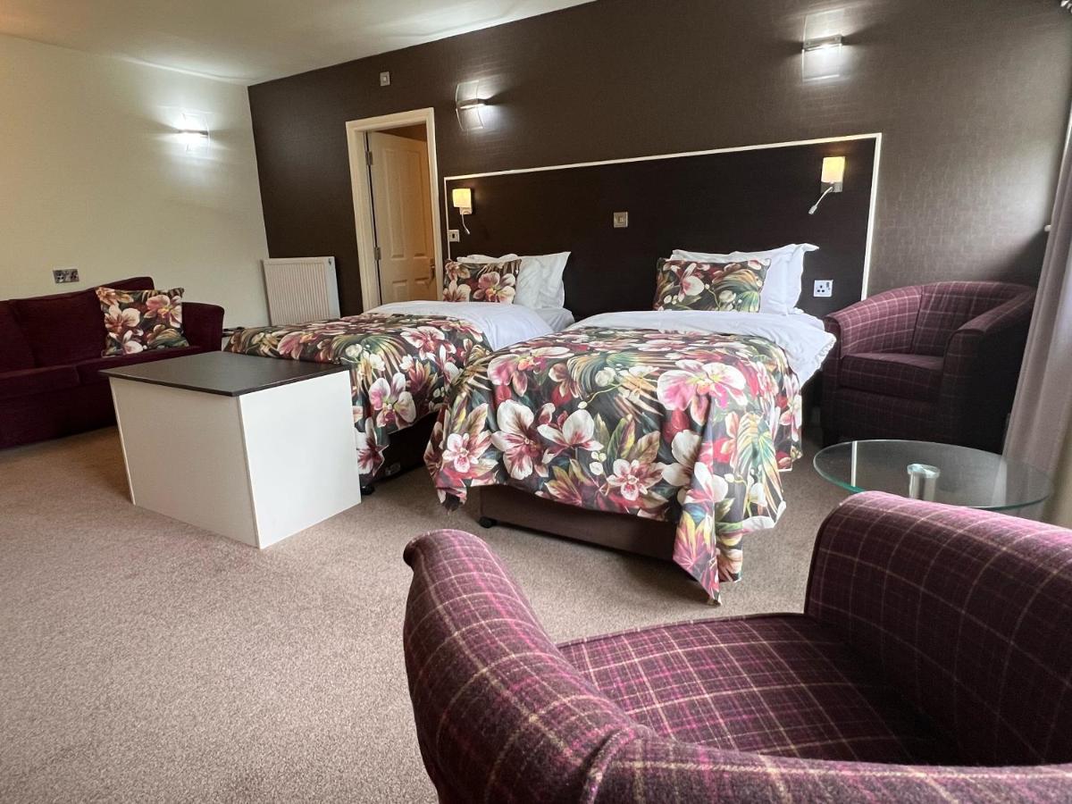 The Craven Heifer Inn Kelbrook ภายนอก รูปภาพ